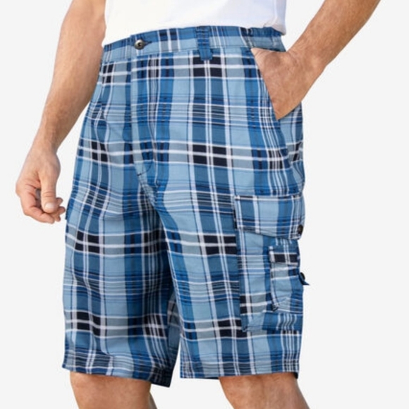 Old Navy Cargo Shorts, size 31 - Picture 1 of 8